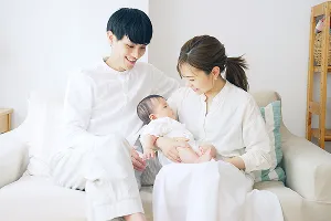 すべての家族にやさしい、自然素材の住まい。