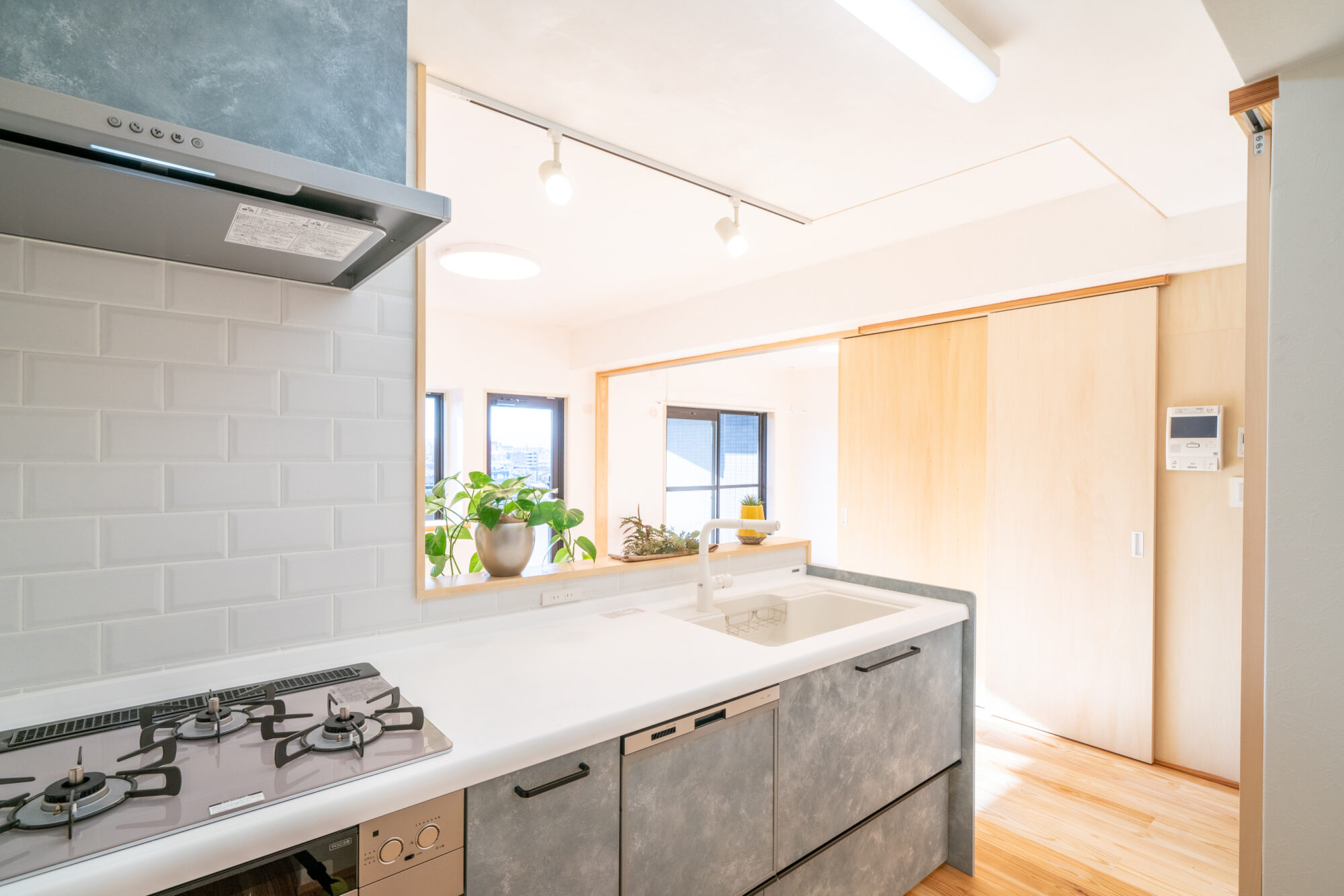 つくらし千早駅前14