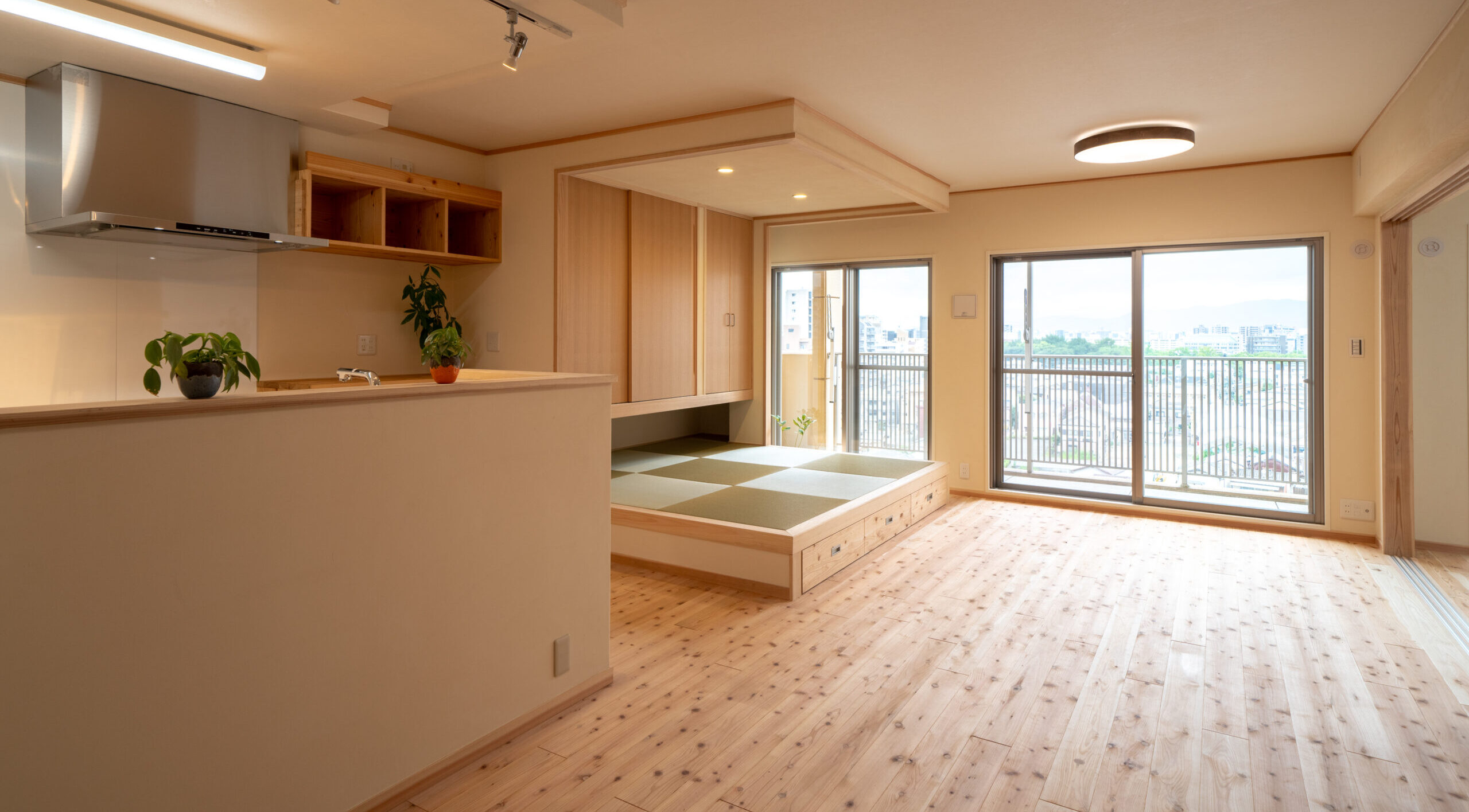 筥崎の緑と歴史と陽だまりを臨む家