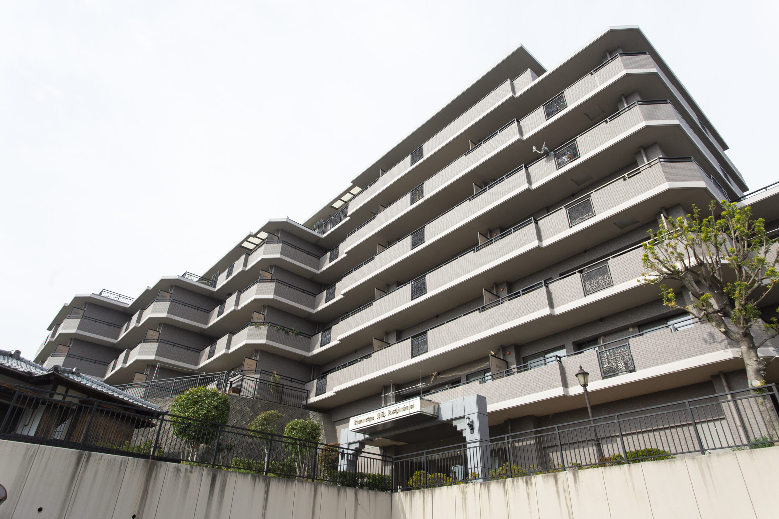 つくらし千早駅南16